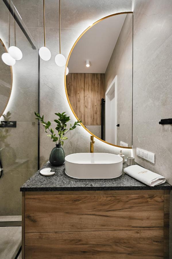 Golden Dreams Luxury Apartment 81 Cracóvia Exterior foto